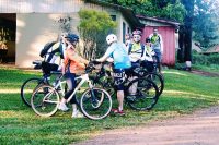 Missionários percorrerão 160 km de bicicleta para entregar Bíblias a quem não tem