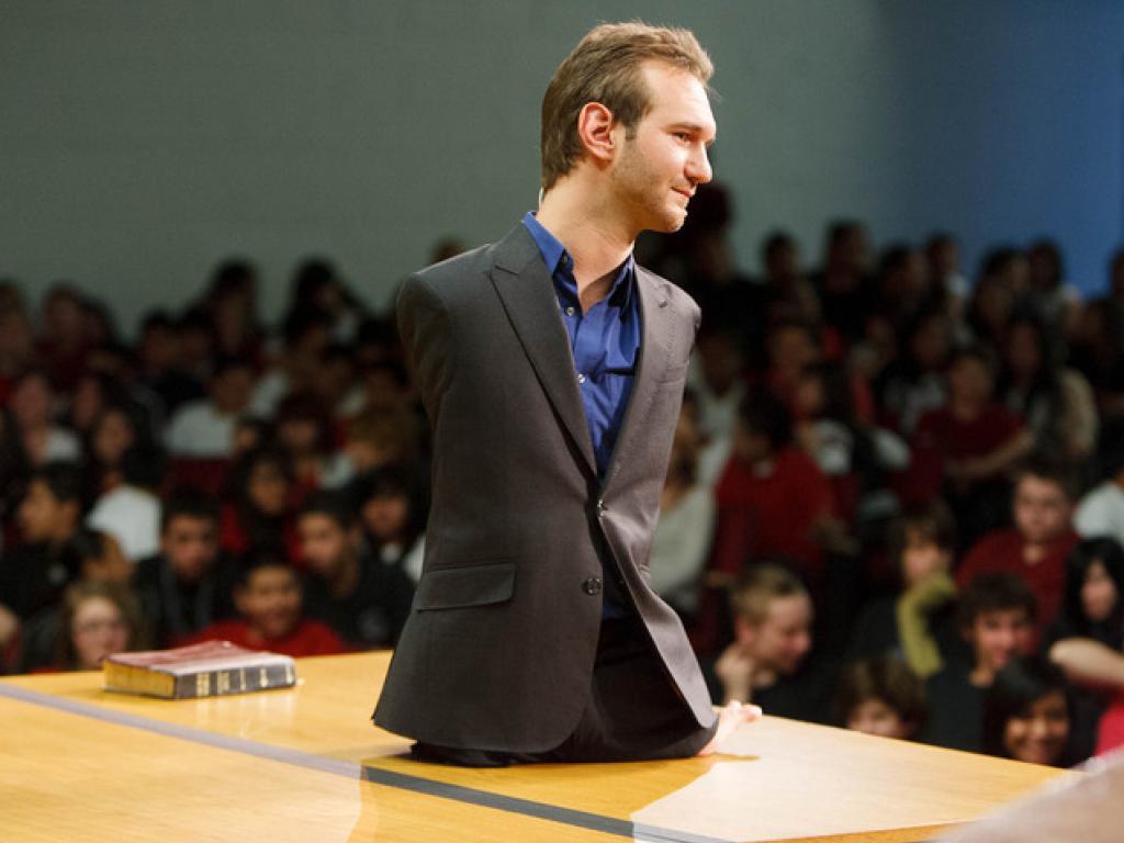 Cruzada evangelística de Nick Vujicic resulta em mais de 400 mil conversões ao Evangelho na Ucrânia