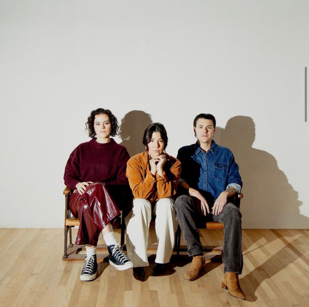 ECCOS lança “The Glory Of God” com participação de TAYA